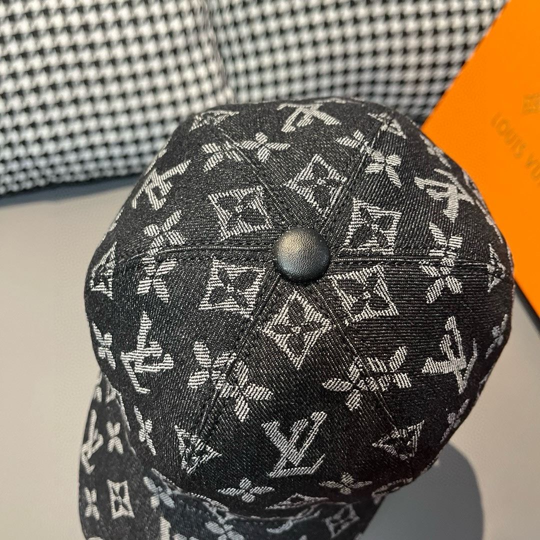 Louis Vuitton Caps